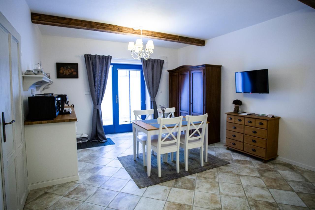 Mikulov Apartmany Magistr מראה חיצוני תמונה
